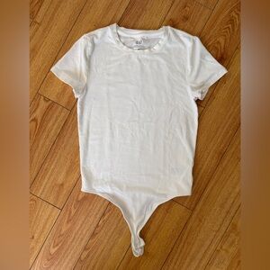 GAP Classic Cream White Short Sleeve Women’s Bodysuit size M